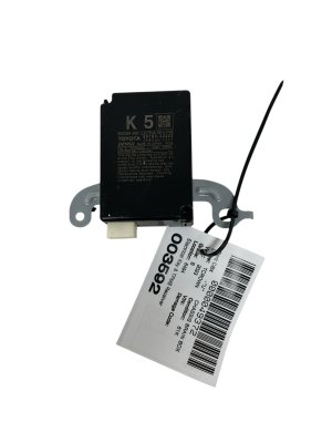 2025 Toyota Crown Signia Electrical Key and TPMS Receiver Control Module (Used OEM)