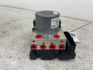 2025 Hyundai Tucson ABS Anti-Lock Brake Pump Module (Used OEM)