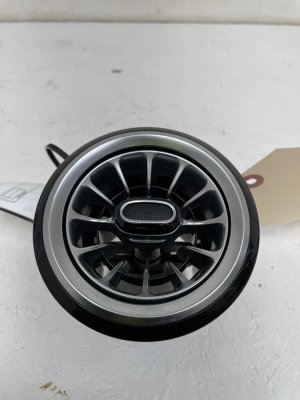 2020-2024 Mercedes-Benz CLA250 Dashboard A/C Heater Air Vent - Front (Used OEM)