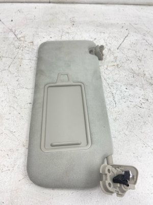 2020-2025 Kia Telluride Illuminated Sun Visor - Front, Right (Passenger) (Used OEM)