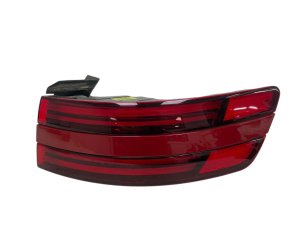 2022-2025 Genesis GV70 Quarter Mounted Taillight Assembly - Rear, Right (Passenger) (Used OEM)