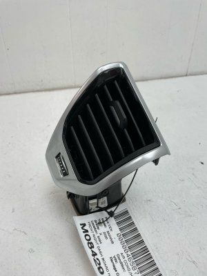 2020-2025 BMW M8 Dashboard Heat and A/C Air Vent Duct - Front (Used OEM)