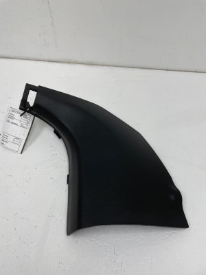 2020-2025 Kia Telluride Black Door Sill Kick Plate Trim Cover Panel - Front (Used OEM)