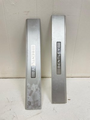 2017-2020 Bentley Bentayga Silver Aluminum Door Sill Plate Trim Set - Front (Used OEM)