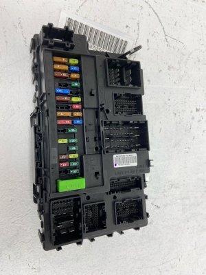2020 Ford Explorer Dashboard Mounted Body Control Module and Fuse Block Box (Used OEM)