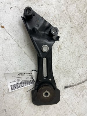 2018-2025 Nissan Kicks Engine Torque Strut Mount (Used OEM)