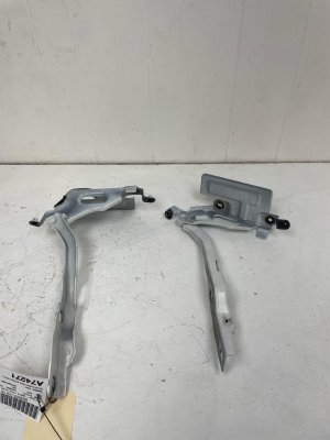 2018-2024 Lincoln Navigator Hood Hinge Set - Left (Driver) (Used OEM)