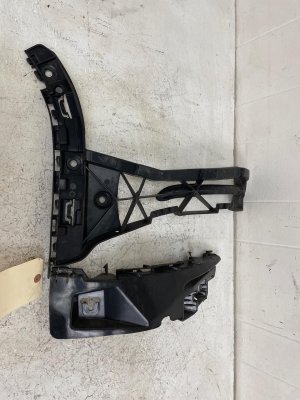 2015-2023 Mercedes-Benz C280 Bumper Bracket Set - Rear, Left (Driver) (Used OEM)