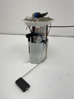 2024-2025 Lincoln Nautilus Tank Mounted Fuel Pump and Gas Sender Unit (Used OEM)