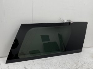 2023-2024 Lincoln Navigator Privacy Tint Quarter Glass - Right (Passenger) (Used OEM)