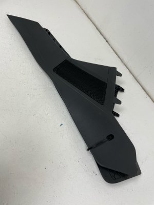 2022-2025 Volkswagen Taos Center Console Trim Panel Set - Front (Used OEM)