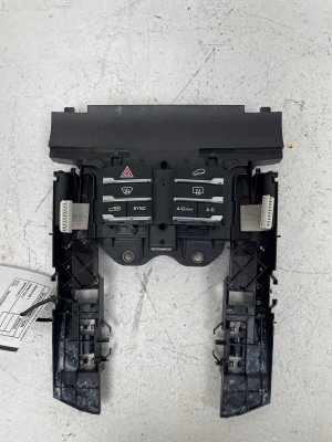 2019-2021 Porsche Macan Front Center Console Climate Control Switch Assembly (Used OEM)