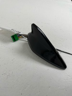 2025 Hyundai Tucson Shark Fin Roof Radio Antenna Assembly (Used OEM)