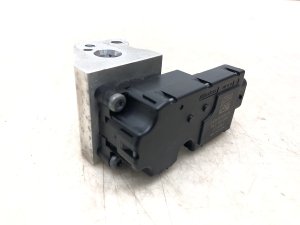 2022-2025 Audi Q4 e-tron HVAC Heating Unit Valve Control Module (Used OEM)