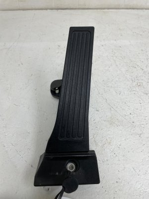 2022-2024 Hyundai Santa Cruz Accelerator Pedal Assembly (Used OEM)