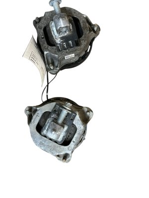 2017-2022 BMW M760i xDrive Engine Mount Support Bracket Set (Used OEM)