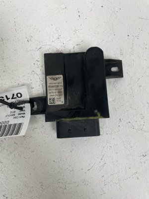 2010-2018 Bentley Continental Fuel Pump Control Module (Used OEM)