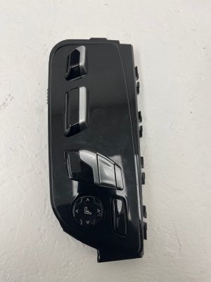 2017-2023 BMW 528i Multifunction Comfort Seat Switch - Front (Used OEM)