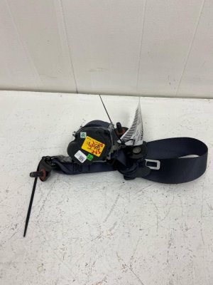 2020-2023 Hyundai Palisade 3rd Row Seat Belt Assembly - Rear, Right (Passenger) (Used OEM)