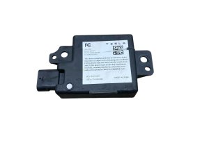  Tesla Model s Blind Spot Body Control Module - Rear (Used OEM)