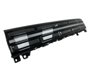 2024-2025 Hyundai Santa Fe Upper Radiator Grille Assembly with LED Daytime Running Light Bar - Front (Used OEM)