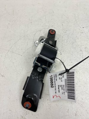 2020-2025 Kia Telluride 3rd Row Center Seat Belt Assembly - Rear, Left (Driver) (Used OEM)