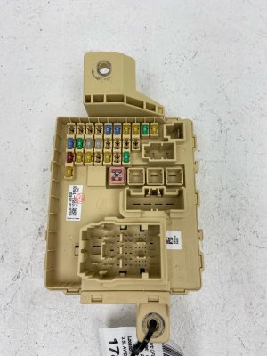 2021-2024 Genesis GV80 Interior Cabin Fuse Box Junction Block (Used OEM)