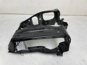 2020-2022 BMW 750i Radiator Support Upper Tie Bar Set - Left (Driver) (Used OEM)