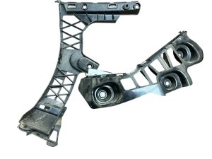 2020-2025 Mercedes-Benz CLA250 Bumper Mounting Support Bracket Set - Rear (Used OEM)