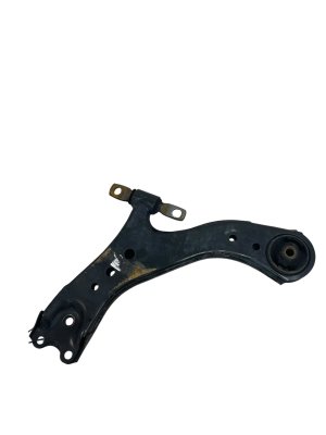 2019-2024 Lexus Es Lower Suspension Control Arm - Front, Right (Passenger) (Used OEM)