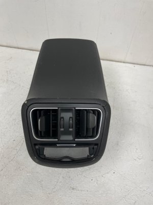 2017-2020 Maserati Levante Center Console Trim Panel with Air Vents - Rear (Used OEM)