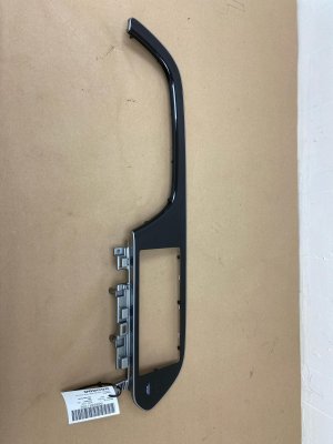 2020-2022 Hyundai Palisade Center Dashboard Trim Display Bezel Panel Applique (Used OEM)
