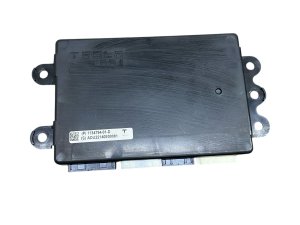  Tesla Model s Air Suspension Control Module (Used OEM)