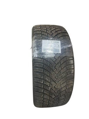 2007-2014 Lexus IS F Pirelli Cinturato 225/40R19 Tire (Used OEM)