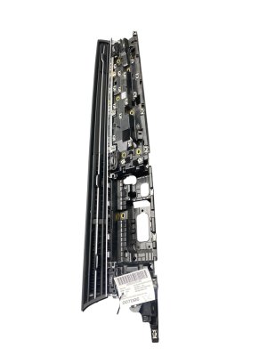 2020-2025 Audi Q7 Center Dashboard Air Vent Panel Grille - Front (Used OEM)