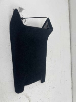 2026 Tesla Model y Center Console End Trim Cover Panel - Rear (Used OEM)