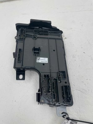  Tesla Model y Low Voltage Body Control Module (Used OEM)