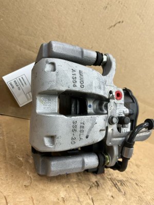  Tesla Model y Suspension Strut Shock Absorber - Rear (Used OEM)
