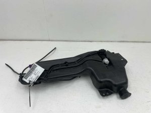  Tesla Model y Windshield Washer Fluid Reservoir Tank (Used OEM)