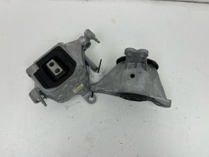 2024-2025 Hyundai Sonata Engine Mount Support Bracket Set (Used OEM)