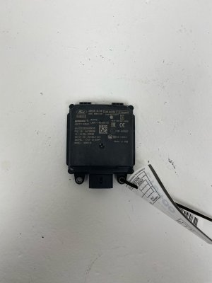 2020-2023 FORD EXPLORER Blind Spot Detection Radar Sensor - Rear (Used OEM)
