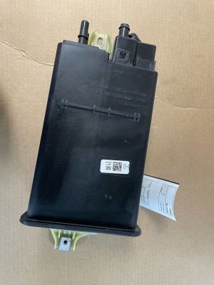 2020-2024 Lincoln Aviator Fuel Vapor Charcoal Canister (Used OEM)
