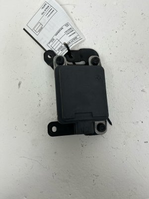 2022-2024 Kia Carnival Forward Collision Warning Distance Radar Sensor - Front (Used OEM)