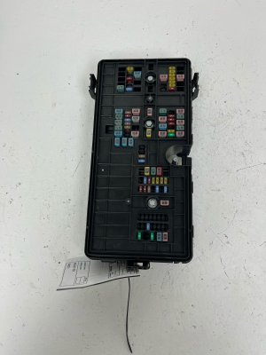 2020-2024 Lincoln Aviator Cabin Fuse Box Body Control Module (Used OEM)