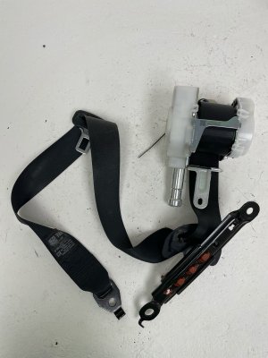 2019-2023 Lexus ES350 Seat Belt Retractor Assembly - Front (Used OEM)