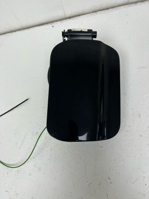 2013-2019 BMW 650i Fuel Filler Door and Tank Cap (Used OEM)