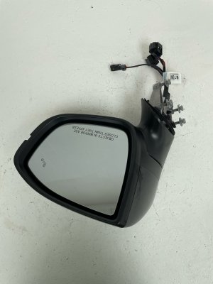 2025 Nissan Murano Power Heated Door/Side View Mirror with Signal Lamp and Camera - Front, Right (Passenger) (Used OEM)