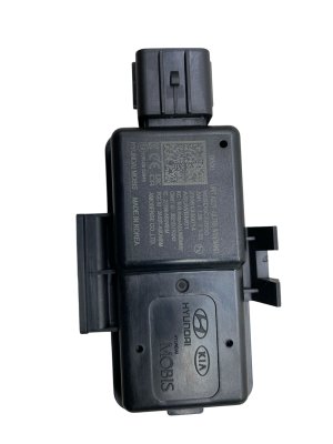 2023-2025 Genesis GV60 Bumper Ultra Wideband Park Assist Sensor Module - Rear (Used OEM)