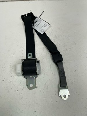 2019-2024 Lexus ES350 Center Seat Belt Assembly - Rear, Right (Passenger) (Used OEM)