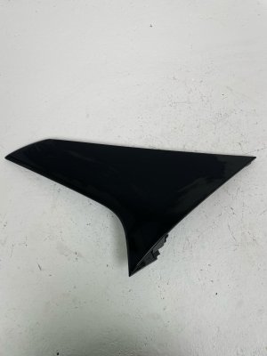 2025 Nissan Murano Spoiler End Molding Trim Winglet - Rear (Used OEM)